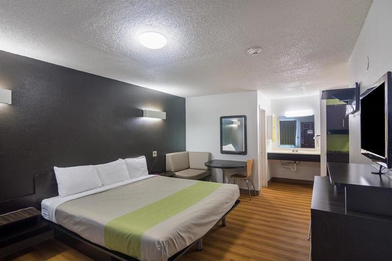 Studio Inn Extended Stay Oklahoma City Airport By Oyo Exterior foto